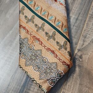 Bronzini Cain Sloan Company Vintage Butterfly Patterned Tie in Tan and Orange